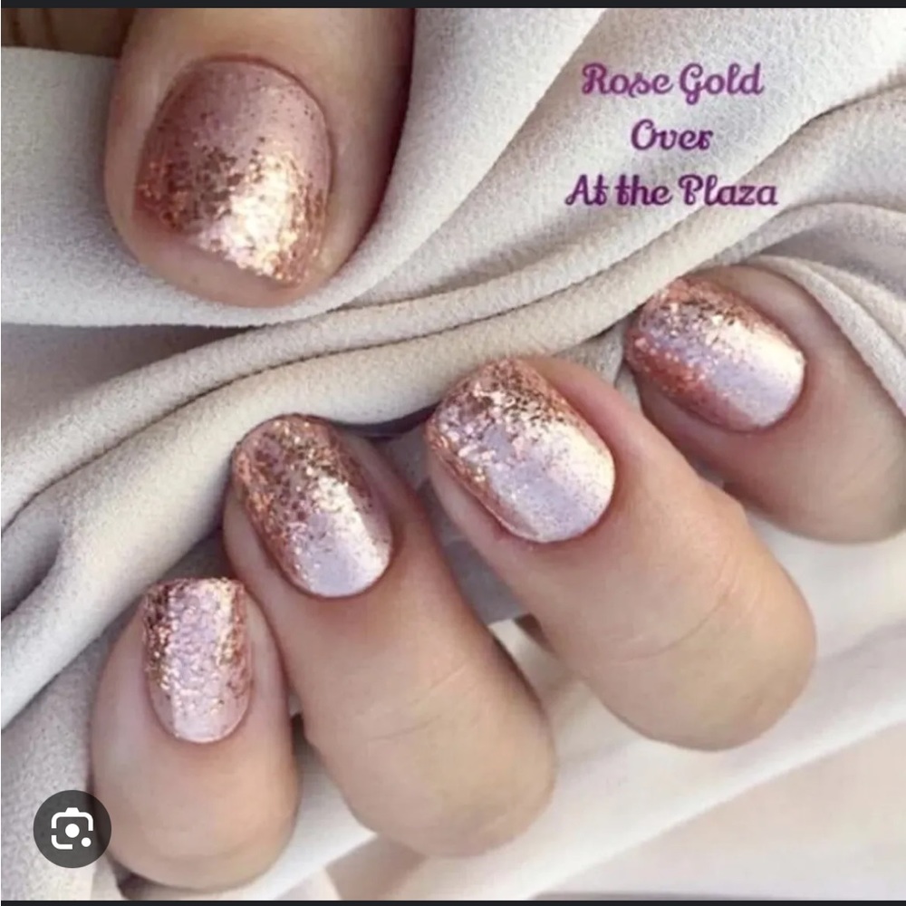 Color street nail strips